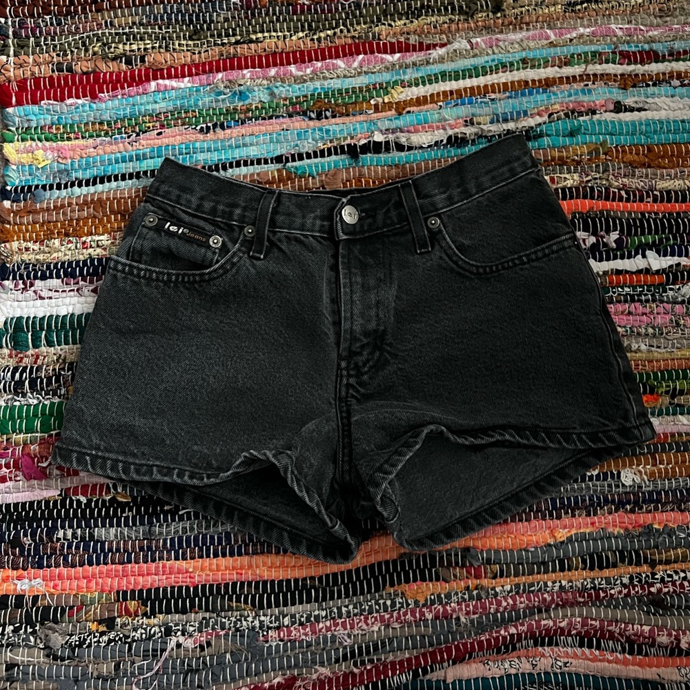 Black lei jean shorts